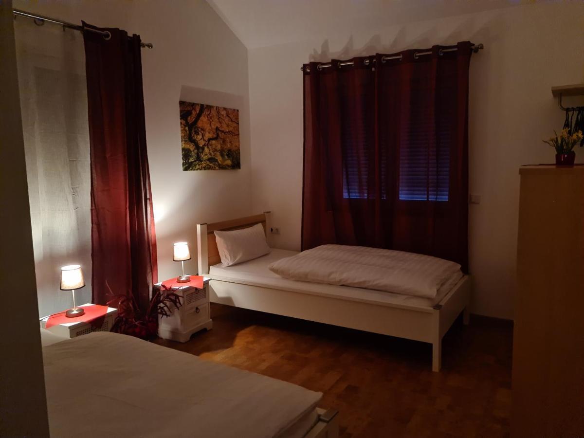 Apartment Gaestehaus Staudenschloss Mickhausen Eksteriør billede
